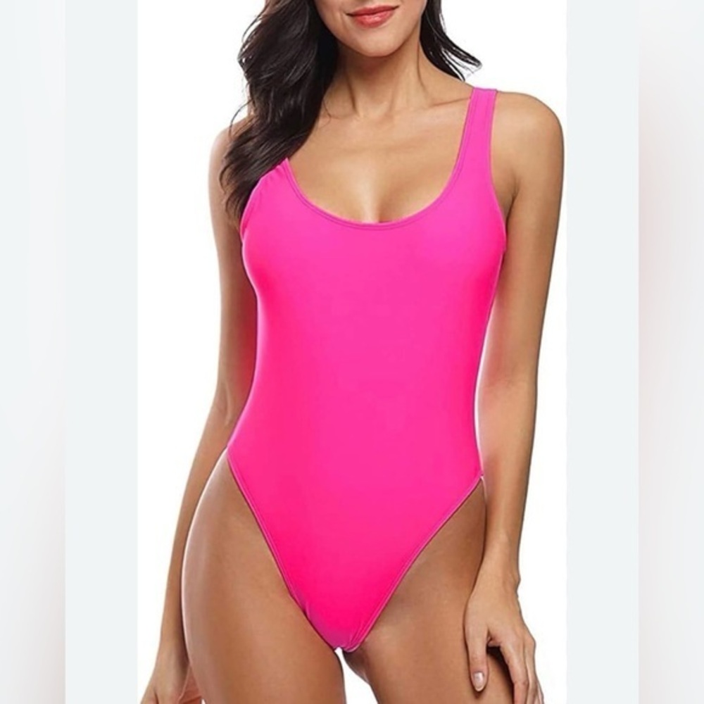 NWT Miaiulia hot pink retro 80’s/90’s inspired one piece swimsuit size small